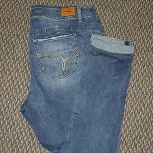 YMI wannabettabutt cropped jeans